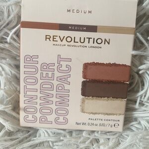 Revolution Medium Contour palette